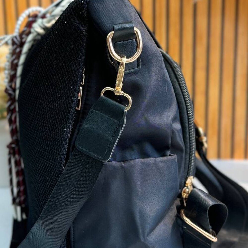 Backpack Bag - Stylish and Functional - Picture 4 of 7